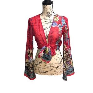 Prettylittlething Crop Top